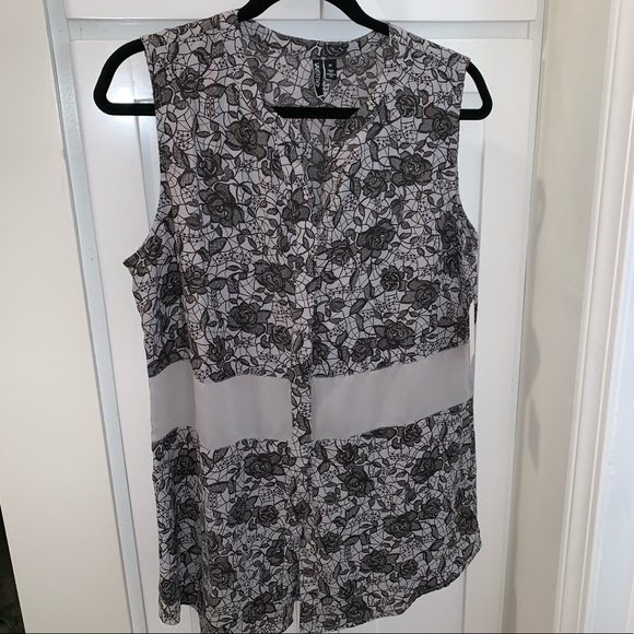 Sleeveless Floral Lace Print Blouse | Size: M - Picture 1 of 4